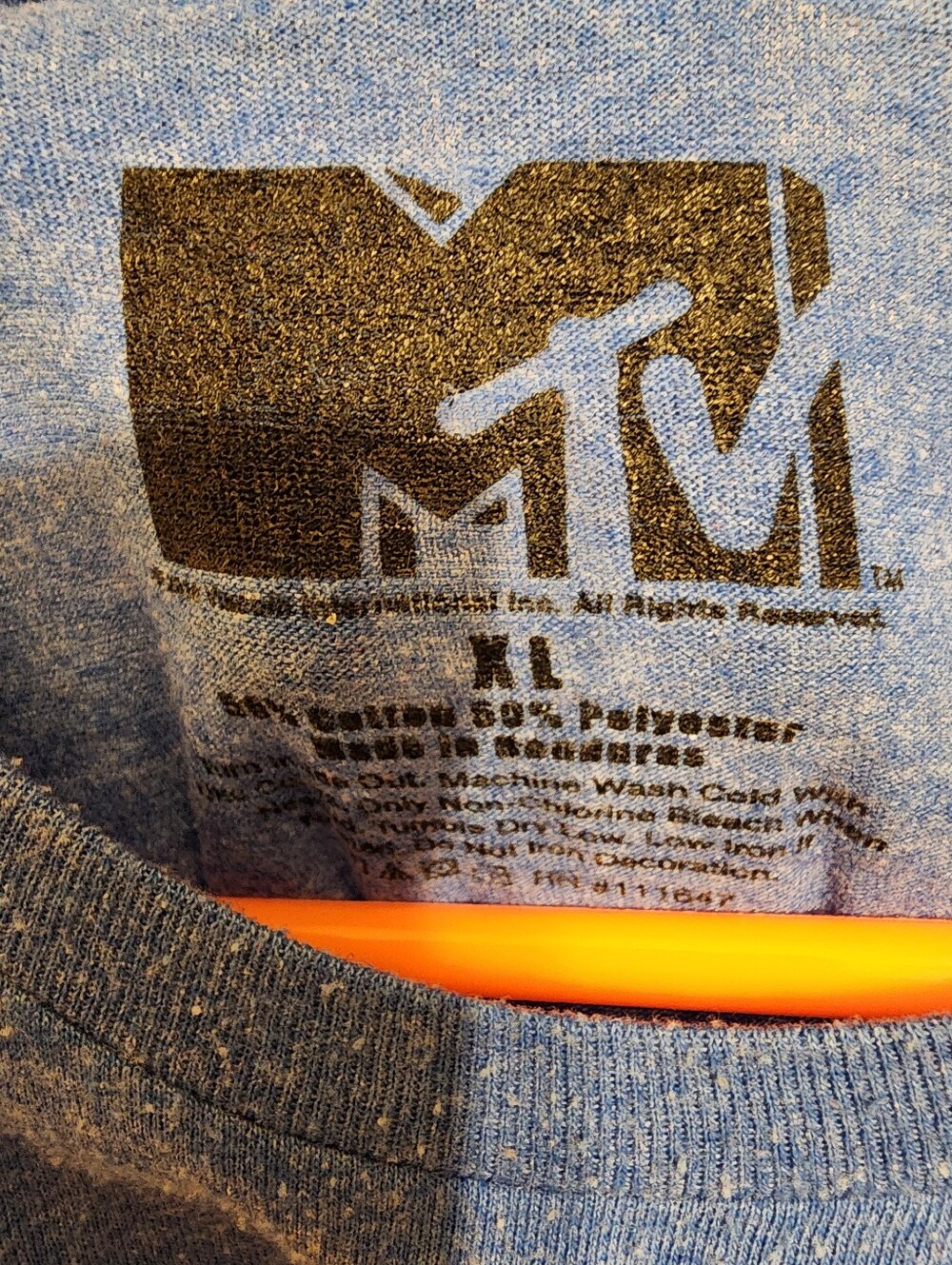Ford Mustang Graphic Tee in Light Purple & MTV Tie-Dye Logo Tee in Blue - Bundle - Picture 9 of 10